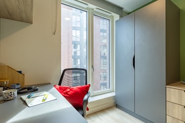 Premium En Suite - Image 1